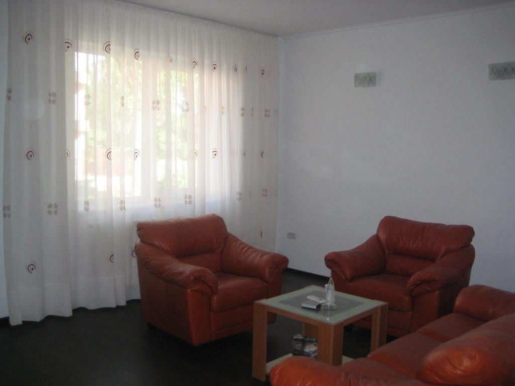 Hotel Casa Alex Eforie Nord Habitación foto