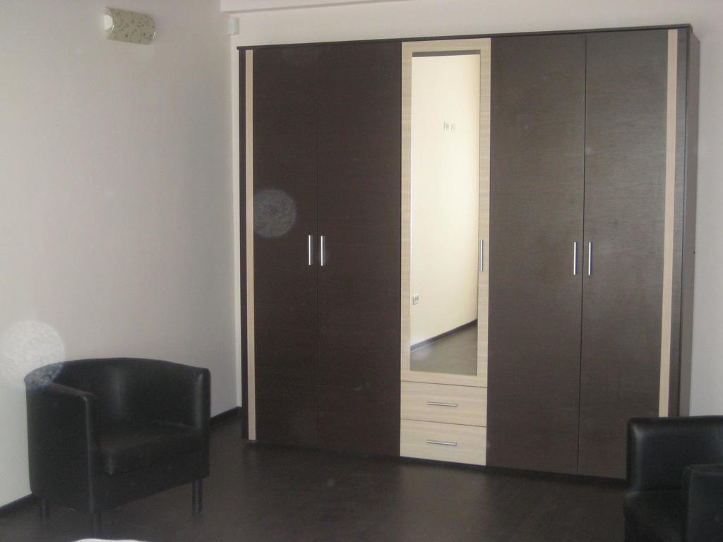 Hotel Casa Alex Eforie Nord Habitación foto